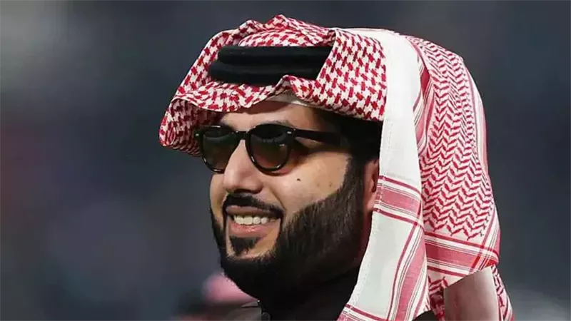 بعد استبعاد الفنانين المصريين، تركي آل الشيخ يعلن عودة الثقافة المصرية لموسم الرياض