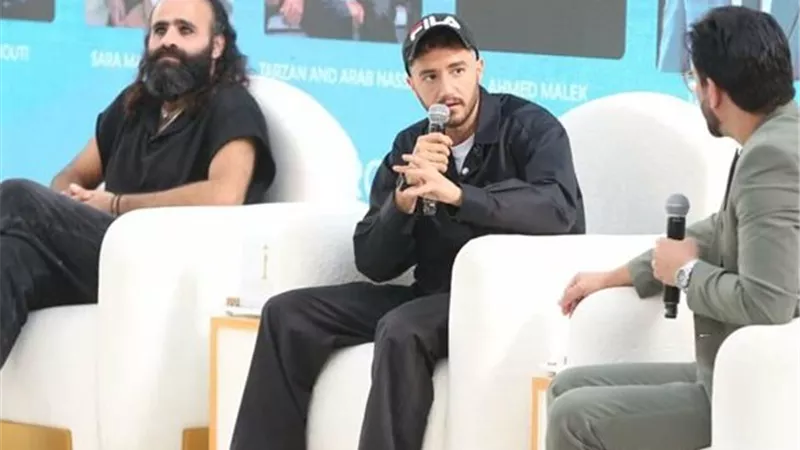 أحمد مالك: اقتدي بالزعيم عادل إمام في طريقة اختيار أدواري والسقا قدوتي