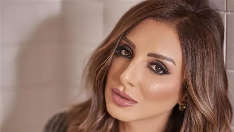 أنغام تحيى حفلا ناجحا بالشارقة وتؤكد: المرض عمل لى رعب