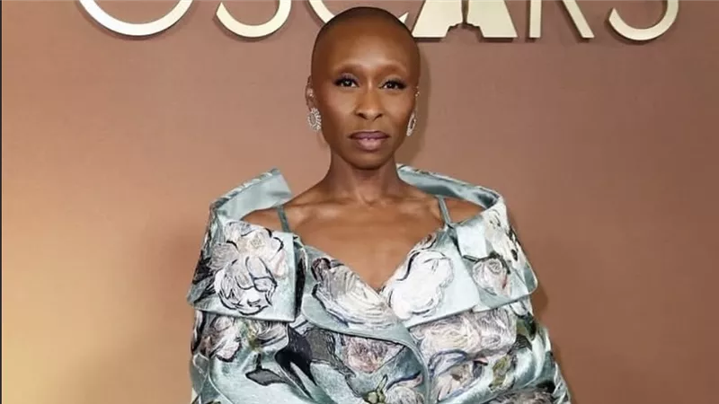 ليلة من الفخامة… نجمات هوليوود يشعلن انطلاقة موسم الجوائز في Governors Awards