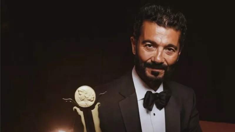 خاص .. خالد النبوي : دفعت ثمن حريتي .. والسينما هي الجسر الأقوى بيننا وبين العالم كله