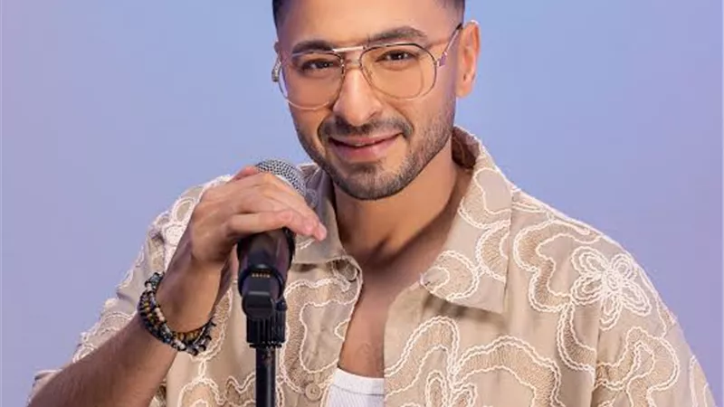 حمادة هلال يحصد جائزة أفضل مطرب لعام 2025 من مهرجان The Best