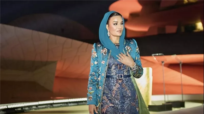 الشيخة موزا بنت ناصر تحتفي بالمواهب العربية وتبارك للفائزين بجوائز Fashion Trust Arabia 2025