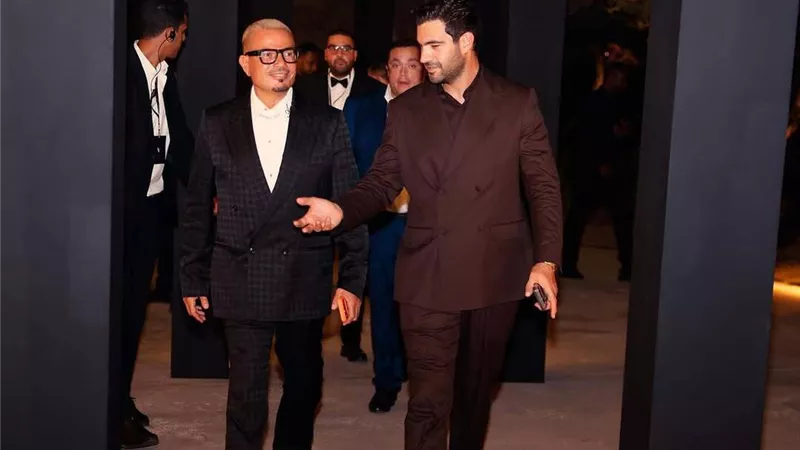 ملف خاص .. بعد ظهوره المتكرر مع الهضبة .. من هو ربيع مقبل أحدث المنضمين إلى شلة عمرو دياب ؟!