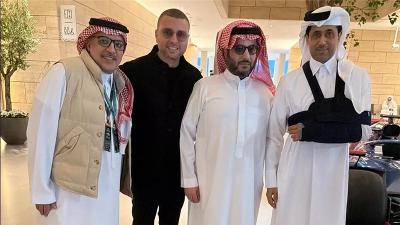 تركي آل الشيخ يلمح لتعاون مرتقب مع إيلي صعب في 2026