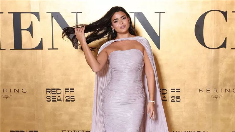 داكوتا جونسون وصبا مبارك وآنا دي آرماس.. أبرز النجوم في احتفالية Woman in Cinema في مهرجان البحر الأحمر