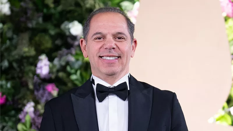 رامي إمام : أول تجربة 