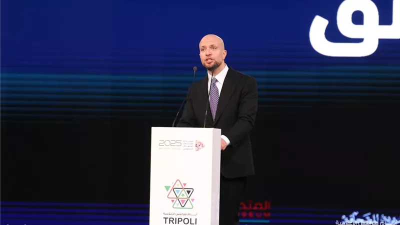 انطلاق فعاليات منتدى طرابلس للاتصال الحكومي بحضور وزير الاتصال السياسي وليد اللافي