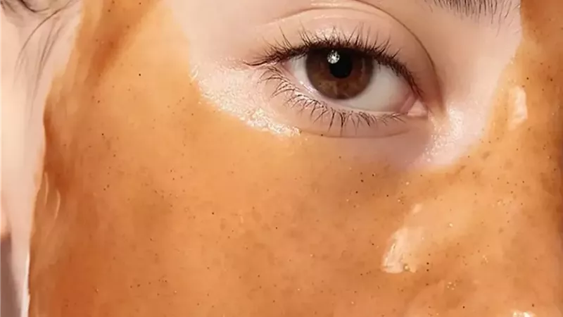 أفضل أقنعة للتخلص من للرؤوس السوداء للمسام المسدودة