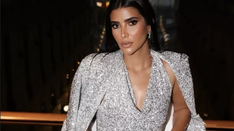  ريم سامي تشارك جمهورها صور من اطلالتها بتوقيع Delmar.kw