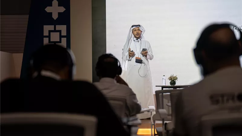 ندوة عن تحديات الذكاء الاصطناعي في معرض جدة للكتاب