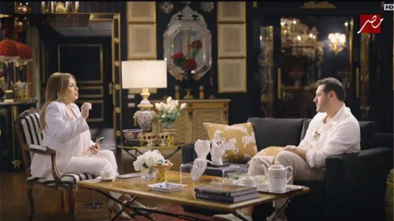 تفاصيل حلقه عمرو يوسف في برنامج 