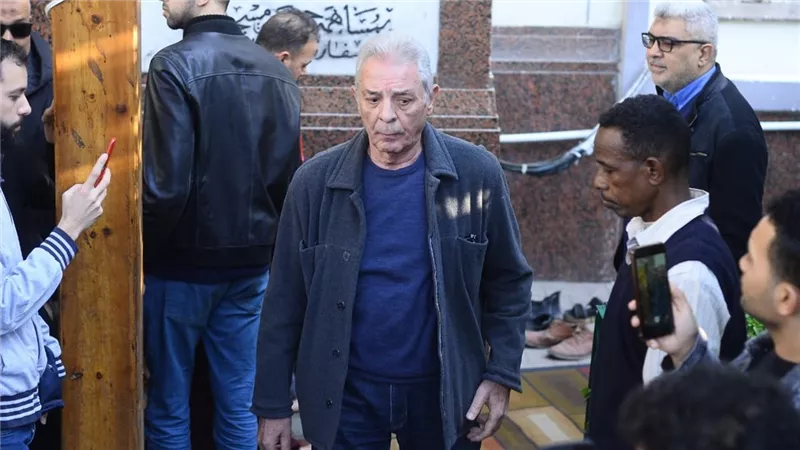 محمود حميدة و رامي رضوان وشيرين وأشرف زكي.. أبرز الحضور في جنازة الفنانة سمية الألفي