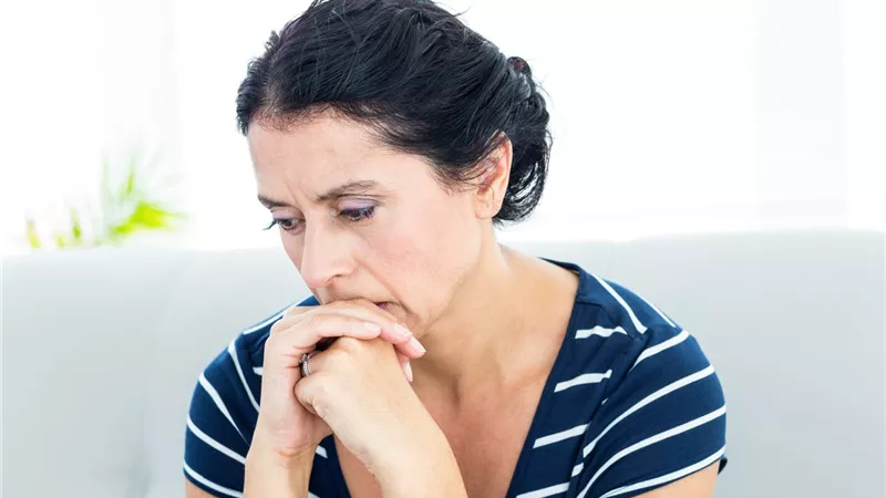 قلق ما قبل انقطاع الطمث.. إليك أبرز أسبابه وكيفية علاجه