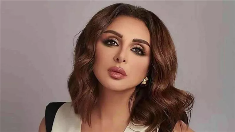أنغام تصل الرياض استعداد لـ