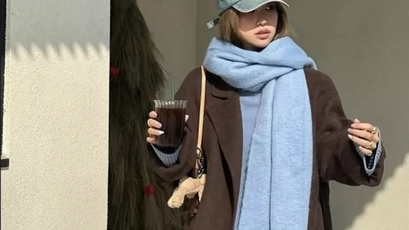  Maxi scarves … قطعة واحدة تغير ملامح الإطلالة الشتوية