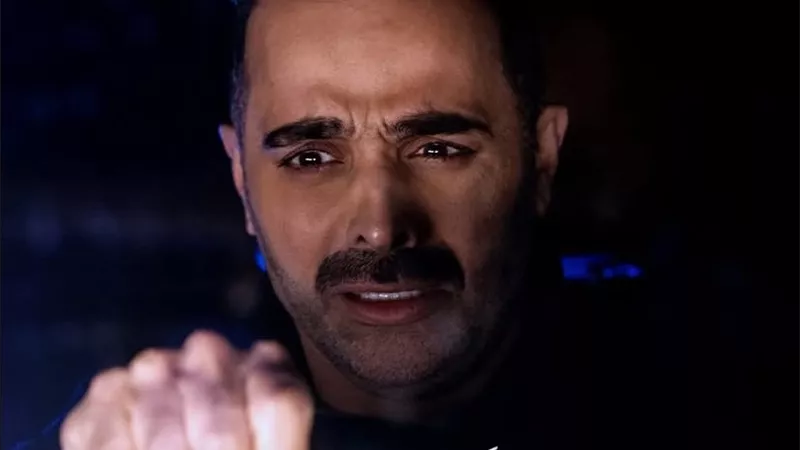 أبطال 