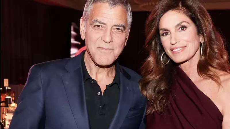 	نجوم هوليوود يتألقون في WWD Style Awards بالتزامن مع عطلة الجولدن جلوب