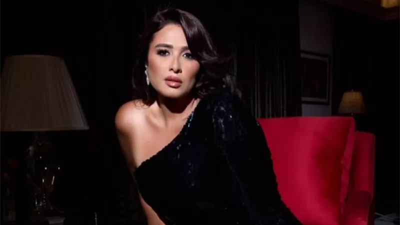 ياسمين عبدالعزيز تزيح الستار عن اسم دورها في دراما رمضان 2026