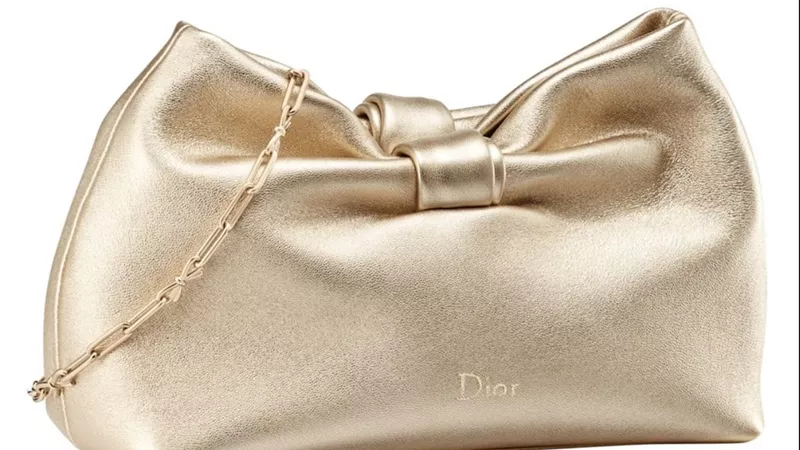 ديور تكشف عن حقيبة Dior Bow… أنوثة معاصرة لربيع وصيف 2026