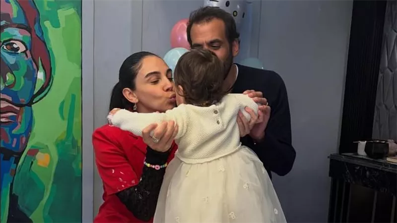 سلمى أبو ضيف تحتفل بالعيد الأول لميلاد ابنتها 