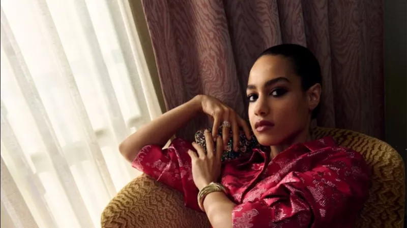 Mytheresa تحتفي برمضان والعيد بتجربة فاخرة تعكس الأناقة المعاصرة وروح الموسم