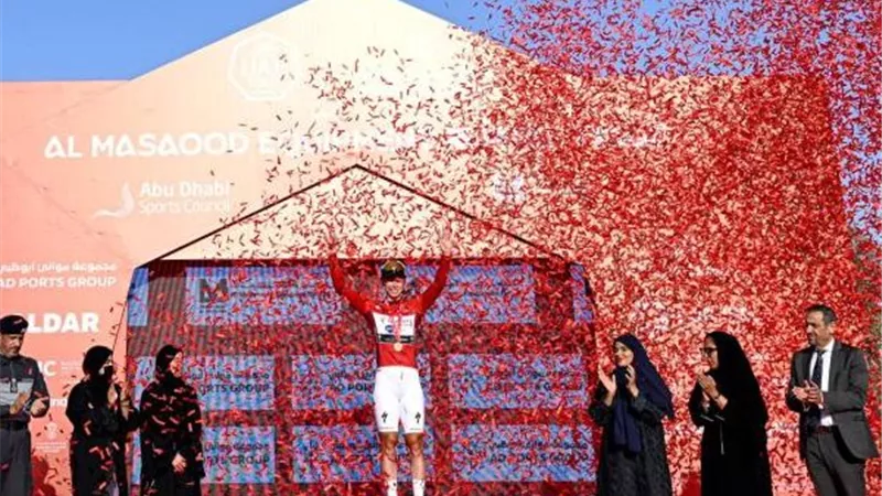 لورينا ويبس تتوّج بمرحلة دبي الثانية من طواف الإمارات للسيدات بعد قطع 145 كيلومتراً