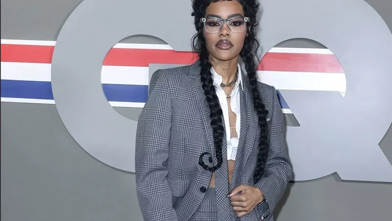 نجوم هوليوود وصنّاع المحتوى يتألقون في GQ Bowl مع مجموعة Thom Browne لخريف 2026