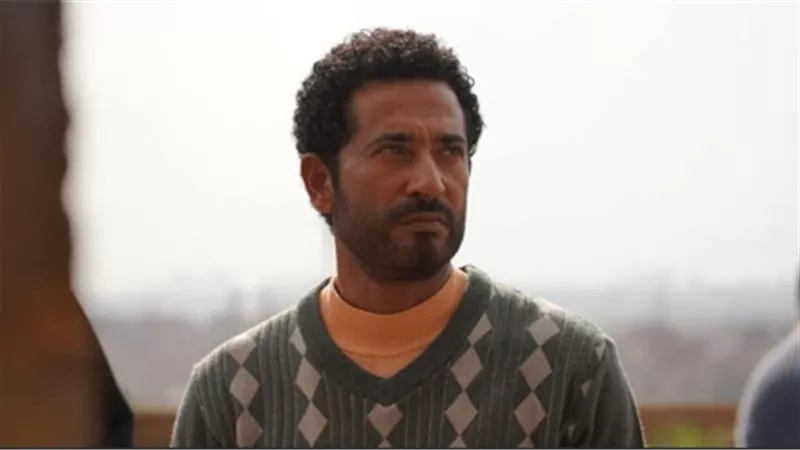 عمرو سعد يوجه رسالة مؤثرة لجمهوره ويهديهم مسلسل 