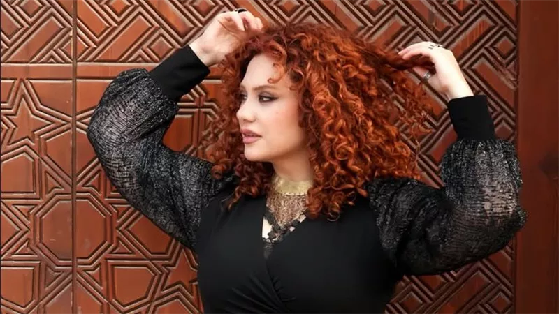 لينا شاماميان تغني شارة