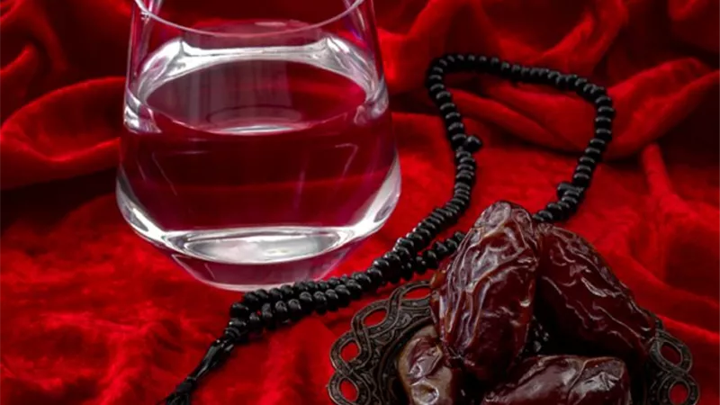 أفضل طرق تعويض السوائل في رمضان بدون تعب