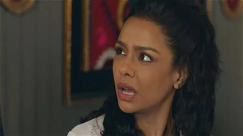 أسماء أبو اليزيد تلجأ لطبيب نفسي في الحلقة السابعة من مسلسل 