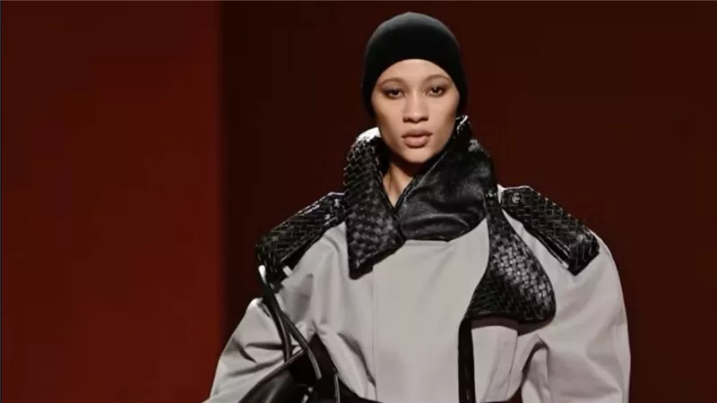 	أناقة هادئة بتوقيع Bottega Veneta في أسبوع الموضة بميلانو