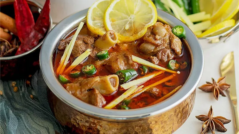 على سفرتك في رمضان.. حضري يخنة لحم ضأن على الطريقة الأصلية