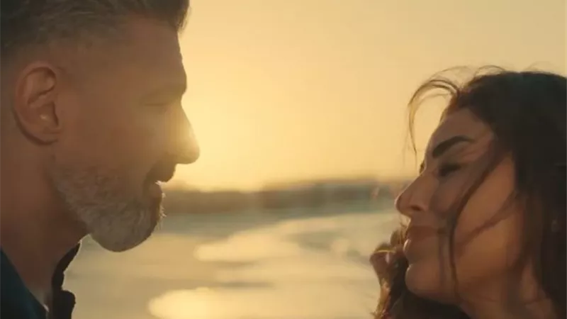 مسلسل كلهم بيحبوا مودي الحلقة 15 والأخيرة.. نهاية سعيدة لـ ياسر جلال بعد حل أزمة الديون