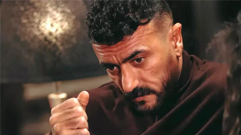 أحمد العوضي يتورط في جريمة قتل بالحلقة 17 من 