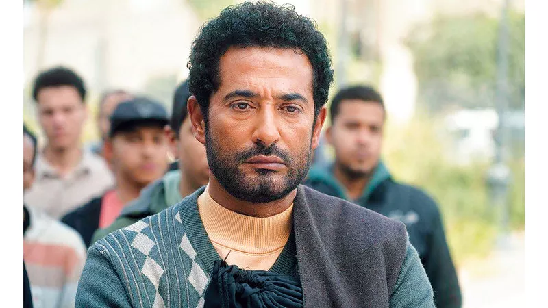 الدورن يكشف لـ عمرو سعد حقيقة ابن عمه شداد في الحلقة 19 من 