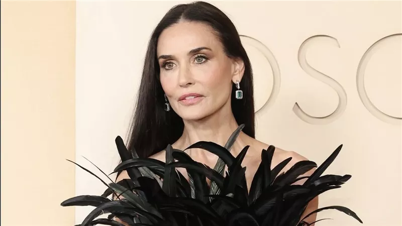 مجوهرات Boucheron تضيف لمسة فاخرة لإطلالات نجوم الأوسكار
