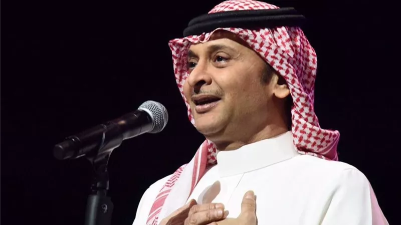 عبد المجيد عبدالله يعيش لحظة استثنائية بقدوم حفيده الأول وسط احتفاء واسع من النجوم والجمهور