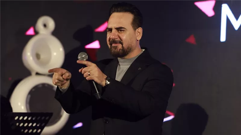 على هامش حفله.. وائل جسار يوجه رسالة للشعب المصري واللبناني