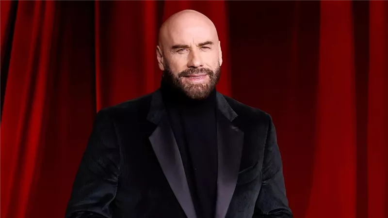 عرض فيلم عن الطيران من إخراج جون ترافولتا لأول مرة في مهرجان كان السينمائي