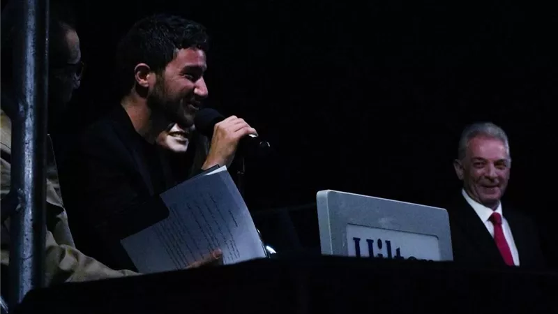 أول تعليق لـ أحمد مالك بعد تكريمه في مهرجان الأقصر للسينما الأفريقية