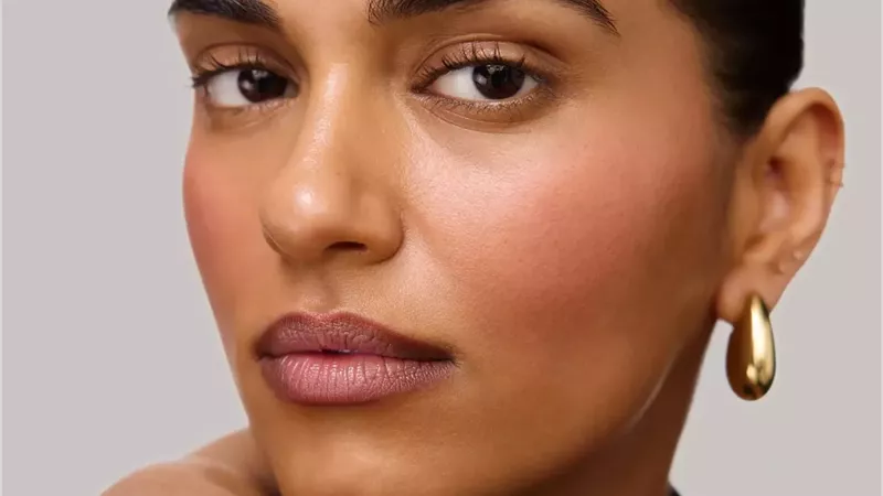  للحصول على شفاه أكثر امتلاءًا بشكل طبيعي.. إليك أفضل أقلام تحديد شفاه