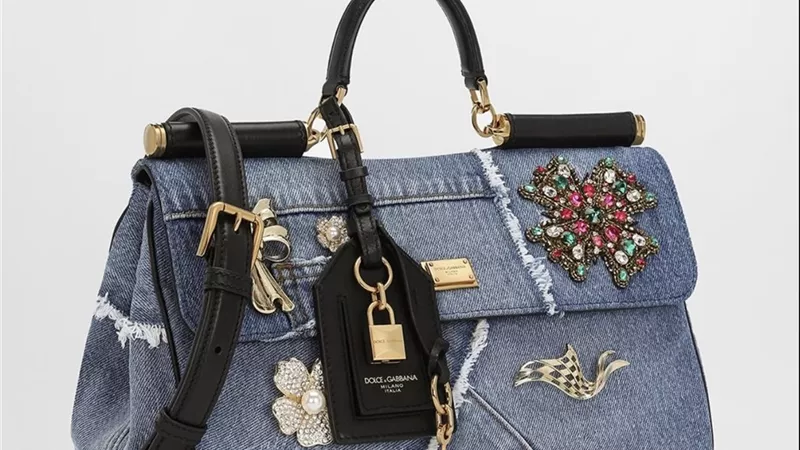 حقائب Dolce & Gabbana لربيع وصيف 2026… أناقة عملية تواكب إيقاع النهار
