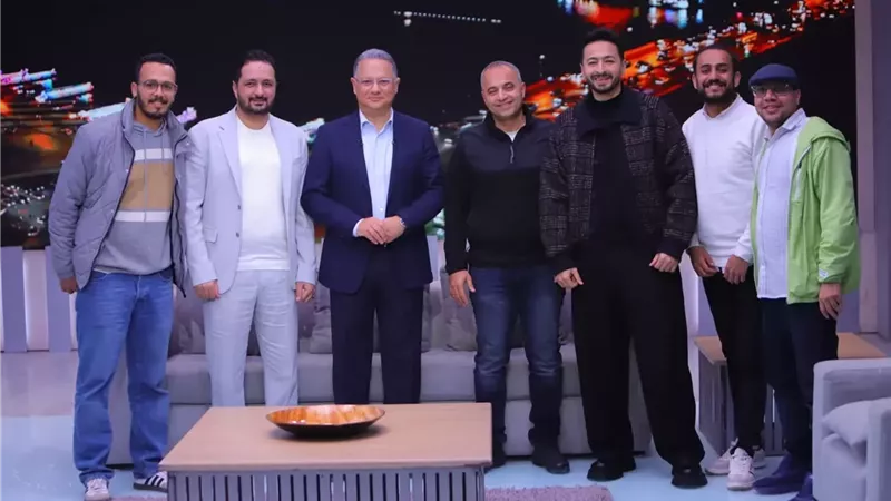 الليلة.. حمادة هلال وصناع 