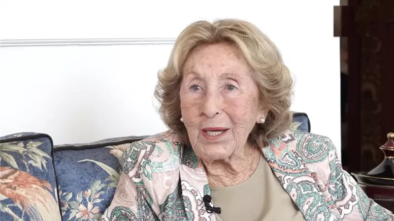 أول جزائرية تعمل بالسينما المصرية.. وفاة أيقونة الغناء والسينما ليلى حكيم عن عمر 97 عامًا