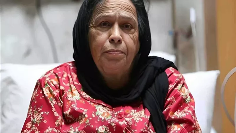 مي العيدان: حياة الفهد مازالت تتعالج بالمستشفى.. وشائعات وفاتها غير صحيحة
