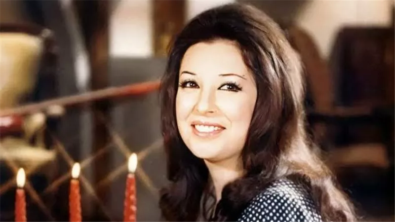 اتحاد النقابات الفنية يهنئ نجاة الصغيرة بفوزها بجائزة زايد الثقافية