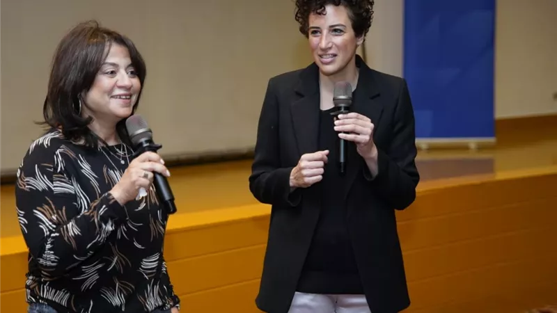 السفيرة القبرصية بمصر تستعرض رمزية السينما بمهرجان أسوان لأفلام المرأة 