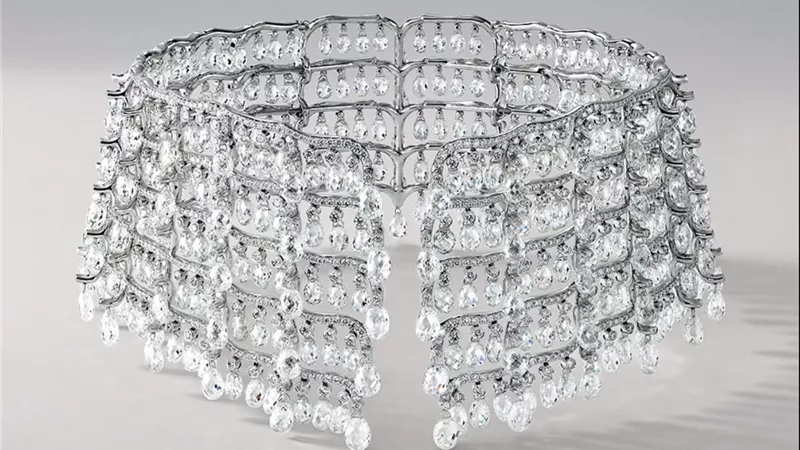 الفخامة في أبهى صورها.. Chopard تكشف عن تحفة High Jewelry مبهرة